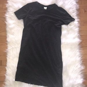 H&M back and white stripe dress